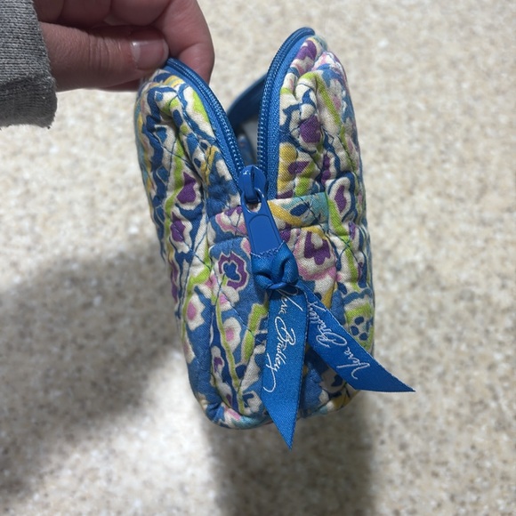 Vera Bradley makeup bag - Picture 6 of 8
